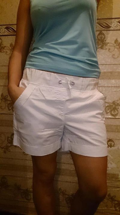Лот: 3823795. Фото: 1. Стильные шорты. Брюки, шорты