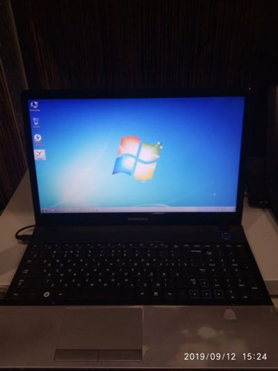 Лот: 14930651. Фото: 1. Samsung NP305E5A. Ноутбуки