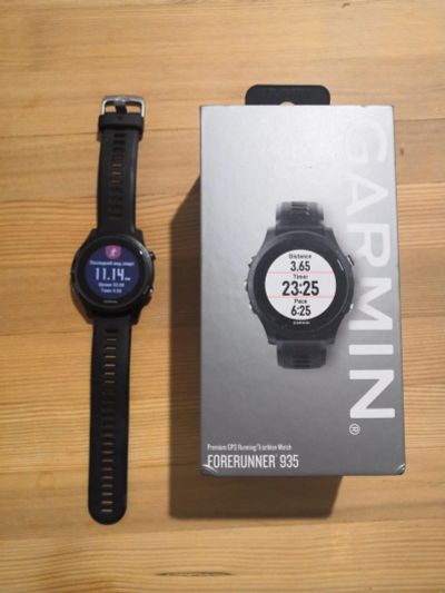 Лот: 14301842. Фото: 1. Спортивные часы Garmin Forerunner... Смарт-часы, фитнес-браслеты, аксессуары
