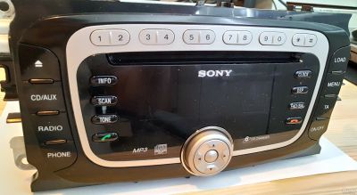 Лот: 17585096. Фото: 1. Штатная автомагнитола Sony 6CD... Автомагнитолы