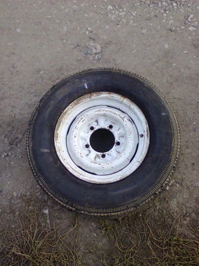 Лот: 3112845. Фото: 1. одно колесо 205/70/R14 Волга. Шины на дисках