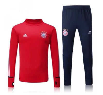 Лот: 10419796. Фото: 1. Спортивный костюм Adidas FC Bayern... Костюмы классические, деловые