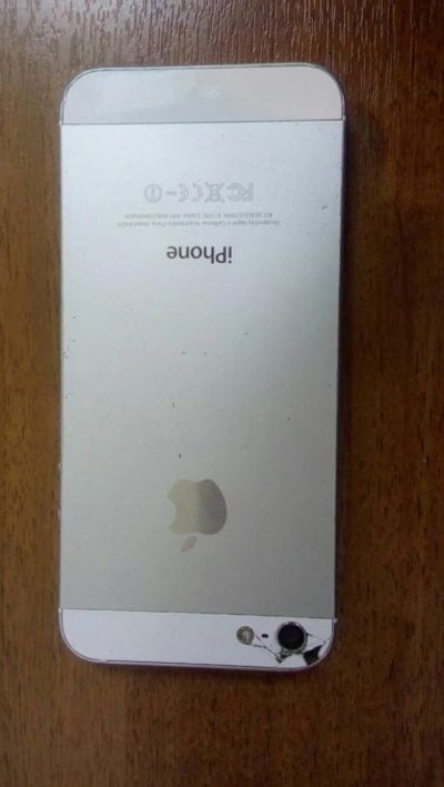 Лот: 7077571. Фото: 1. Iphone 5 original с документами... Смартфоны