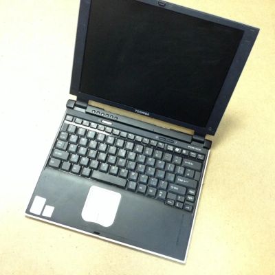 Лот: 4789550. Фото: 1. Ноутбук Toshiba p2010. Ноутбуки
