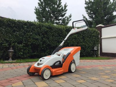 Лот: 14386250. Фото: 1. Газонокосилка RMA 339.0 C, STIHL. Другое (садовая техника)