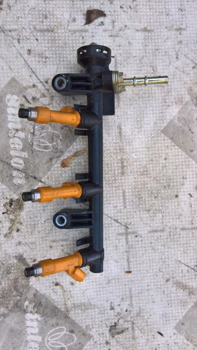 Лот: 9375881. Фото: 1. Форсунка Toyota Belta, Passo... Двигатель и элементы двигателя