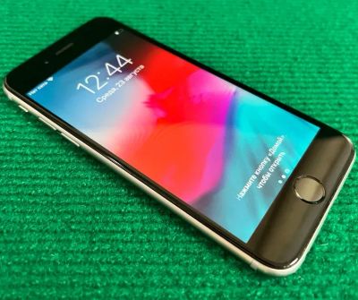 Лот: 20734675. Фото: 1. Смартфон iPhone 6 16 Gb. Смартфоны