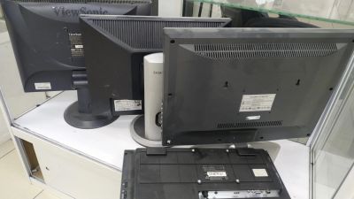 Лот: 17532030. Фото: 1. мониторы на запчасти. ЖК-мониторы