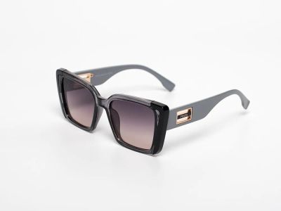 Лот: 21764876. Фото: 1. Очки Prada. Очки солнцезащитные
