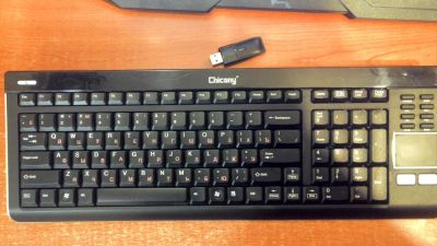 Лот: 7994918. Фото: 1. Беспроводная Клавиатура+тачпад. Клавиатуры и мыши