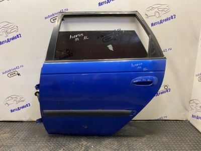 Лот: 21715587. Фото: 1. дверь боковая toyota Avensis ST220L. Двигатель и элементы двигателя
