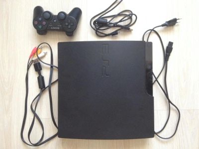 Лот: 4538138. Фото: 1. PS3 320 GB обмен не предлагать. Игровые приставки, консоли