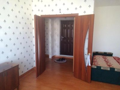 Лот: 5226316. Фото: 1. 1-к квартира, 40 м?, 9/10 эт. Квартиры, студии