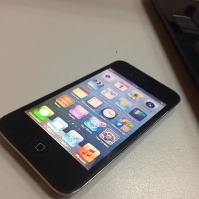 Лот: 5178591. Фото: 1. Продам Ipod 4 Touch 8 гб. Плееры