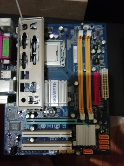 Лот: 12532751. Фото: 1. GA-945gcm-s2l +dual-core E5200. Материнские платы