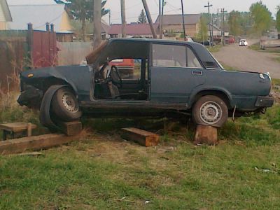 Лот: 5581737. Фото: 1. Продам авто ВАЗ 2107. Выхлопная система
