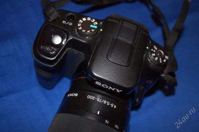 Лот: 1435496. Фото: 1. Фотоаппарат Sony Alpha 100 с объективом... Цифровые зеркальные