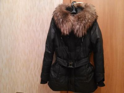 Лот: 8447555. Фото: 1. Красивая Зимняя Куртка 44-46. Верхняя одежда