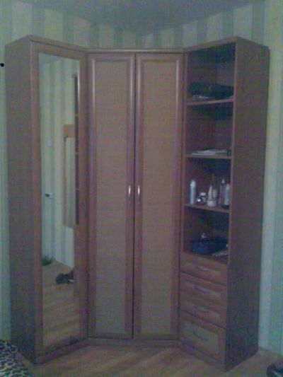 Лот: 3621752. Фото: 1. угловой шкаф. классный, удобный... Шкафы, шкафы-купе