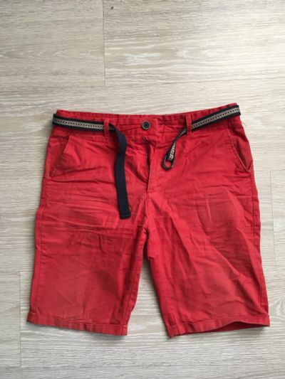 Лот: 12329109. Фото: 1. Шорты Zara. Брюки, шорты, джинсы