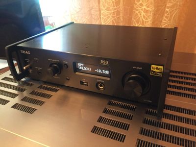 Лот: 11354639. Фото: 1. Teac NT-503 (DAC/DSD/сетевой плеер... CD-проигрыватели и чейнджеры