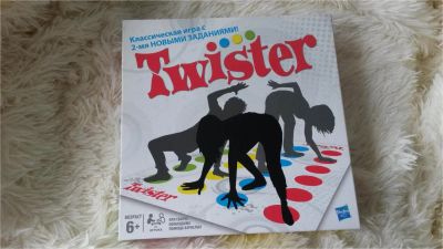 Лот: 11468851. Фото: 1. Игра Твистер Twister (Hasbro). Настольные игры, карты