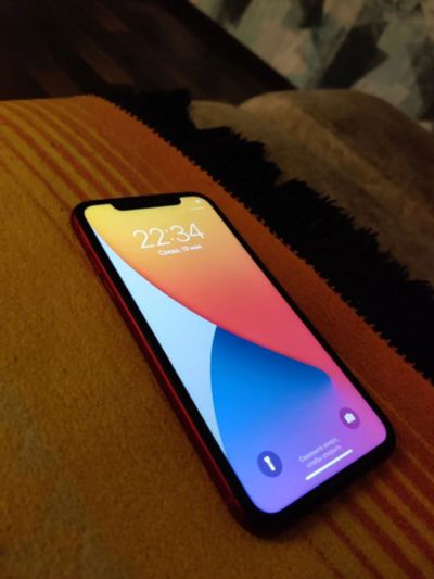 Лот: 17653187. Фото: 1. iphone 11 64gb Красный. Смартфоны