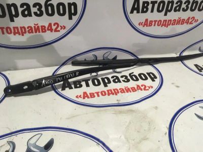 Лот: 21719487. Фото: 1. держатель щетки стеклоочистителя... Двигатель и элементы двигателя