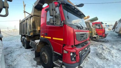 Лот: 24572097. Фото: 1. Самосвал VOLVO FM TRUCK 6X6 БЦМ-53. Автомобили