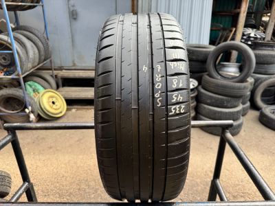 Лот: 25621696. Фото: 1. (1шт.) 235-45-18 Michelin Pilot... Шины