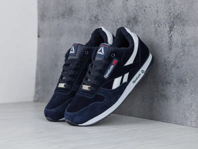 Лот: 10346341. Фото: 1. Reebok CL Leather Suede. Кеды, кроссовки, слипоны