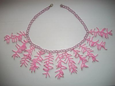 Лот: 4738437. Фото: 1. Ожерелье из нежно розового бисера... Бисероплетение