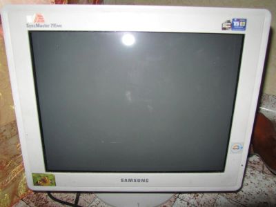 Лот: 3425461. Фото: 1. монитор Samsung Sinc master 795... ЭЛТ-мониторы