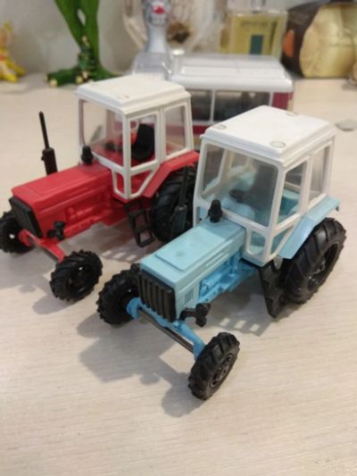Лот: 21509976. Фото: 1. Трактор Беларусь 1/43 пластмасс. Автомоделизм