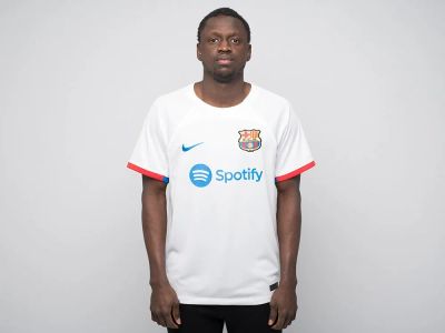 Лот: 24975393. Фото: 1. Футболка Nike FC Barcelona. Футболки, поло