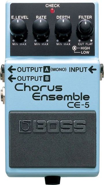 Лот: 4947178. Фото: 1. Гитарный эффект BOSS Chorus Ensemble... Гитарные эффекты и комбоусилители