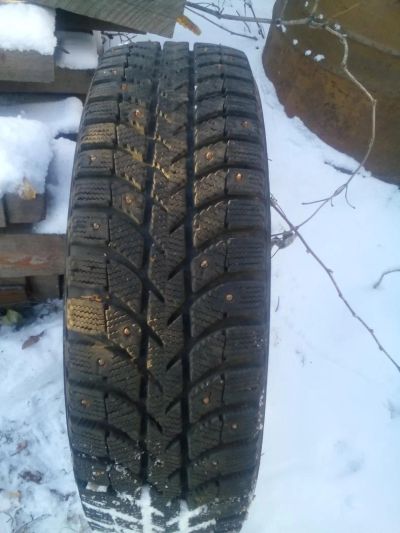Лот: 6463505. Фото: 1. bridgestone ice cruiser 5000 три... Шины