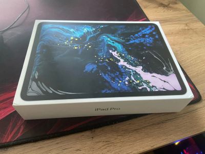 Лот: 17232255. Фото: 1. iPad Pro 11 256 wi-fi+lte. Планшеты