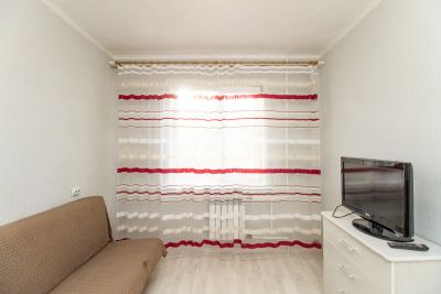 Лот: 25378769. Фото: 1. 1-комн. комната , Красноярск улица... Квартиры, студии