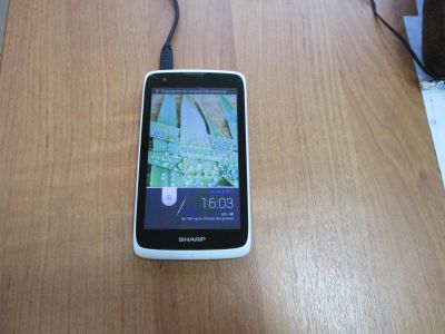 Лот: 8849400. Фото: 1. Sharp sh530u. Смартфоны
