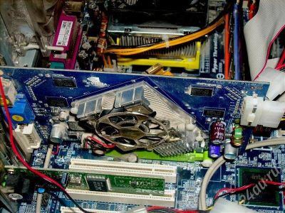 Лот: 340557. Фото: 1. AGP NVIDIA GeForce 7600 GS 256... Видеокарты