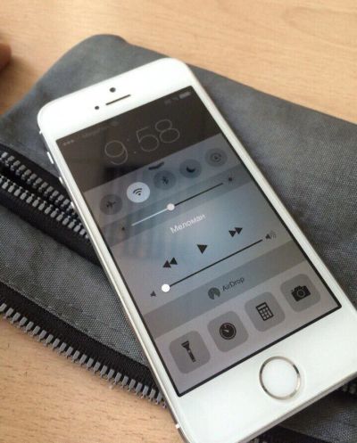 Лот: 4641846. Фото: 1. Apple iPhone 5s, 16gb, silver... Смартфоны