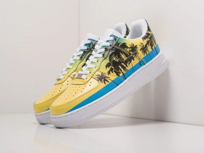 Лот: 18665002. Фото: 1. Кроссовки Nike Air Force 1 Low... Кеды, кроссовки, слипоны