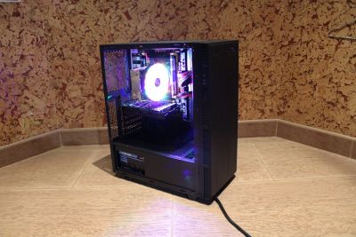 Лот: 16979363. Фото: 1. Игровой компьютер i7/8ram/Rx 550... Компьютеры в сборе