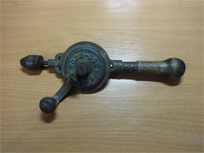 Лот: 10498330. Фото: 1. Ручная дрель до 6мм. Раритет. Ручной инструмент