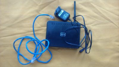 Лот: 12029702. Фото: 1. Wi-Fi роутер D-link DIR-300/NRU... Маршрутизаторы (роутеры)