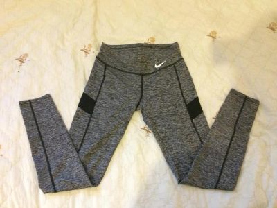 Лот: 7000746. Фото: 1. Спортивные легинсы Nike. Спортивные брюки, штаны
