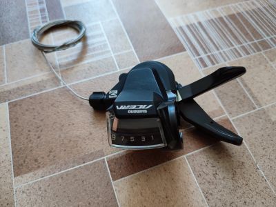 Лот: 20225563. Фото: 1. Манетка Shimano Acera M3000 9ск... Запчасти