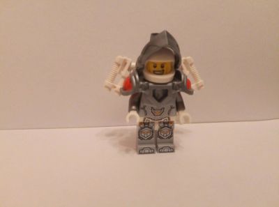 Лот: 10305354. Фото: 1. lego лего минифигурка Lance -... Конструкторы