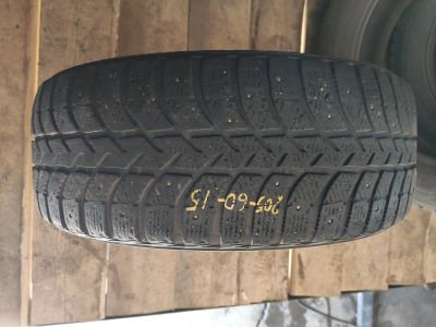Лот: 16048661. Фото: 1. 205/60 R15 Bridgestone ice cruiser... Шины